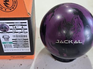 Jackal Bowling Ball | eBay