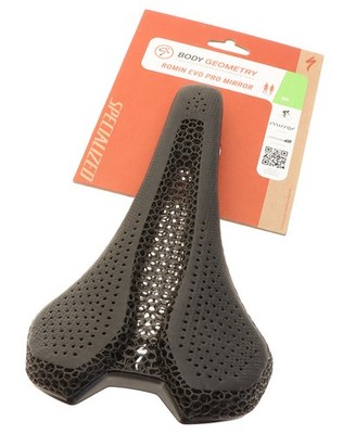 Specialized Romin EVO Pro with Mirror 155mm Saddle Hollow Ti Rails