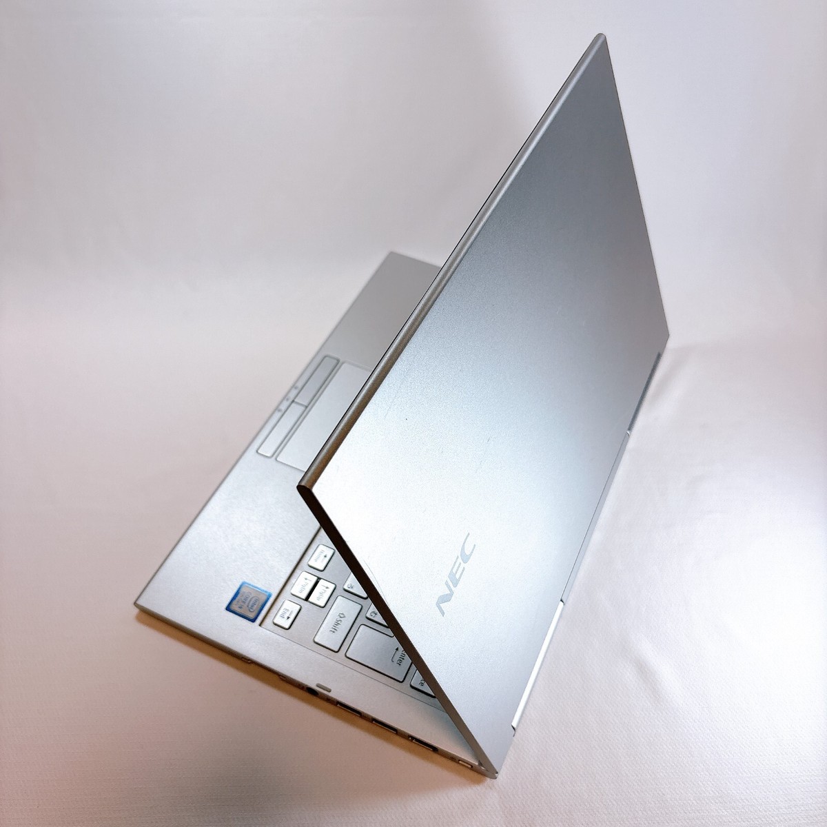 NEC VersaPro VKT16/G Core i5-8250U 8GB RAM 256GB SSD 13.3in With