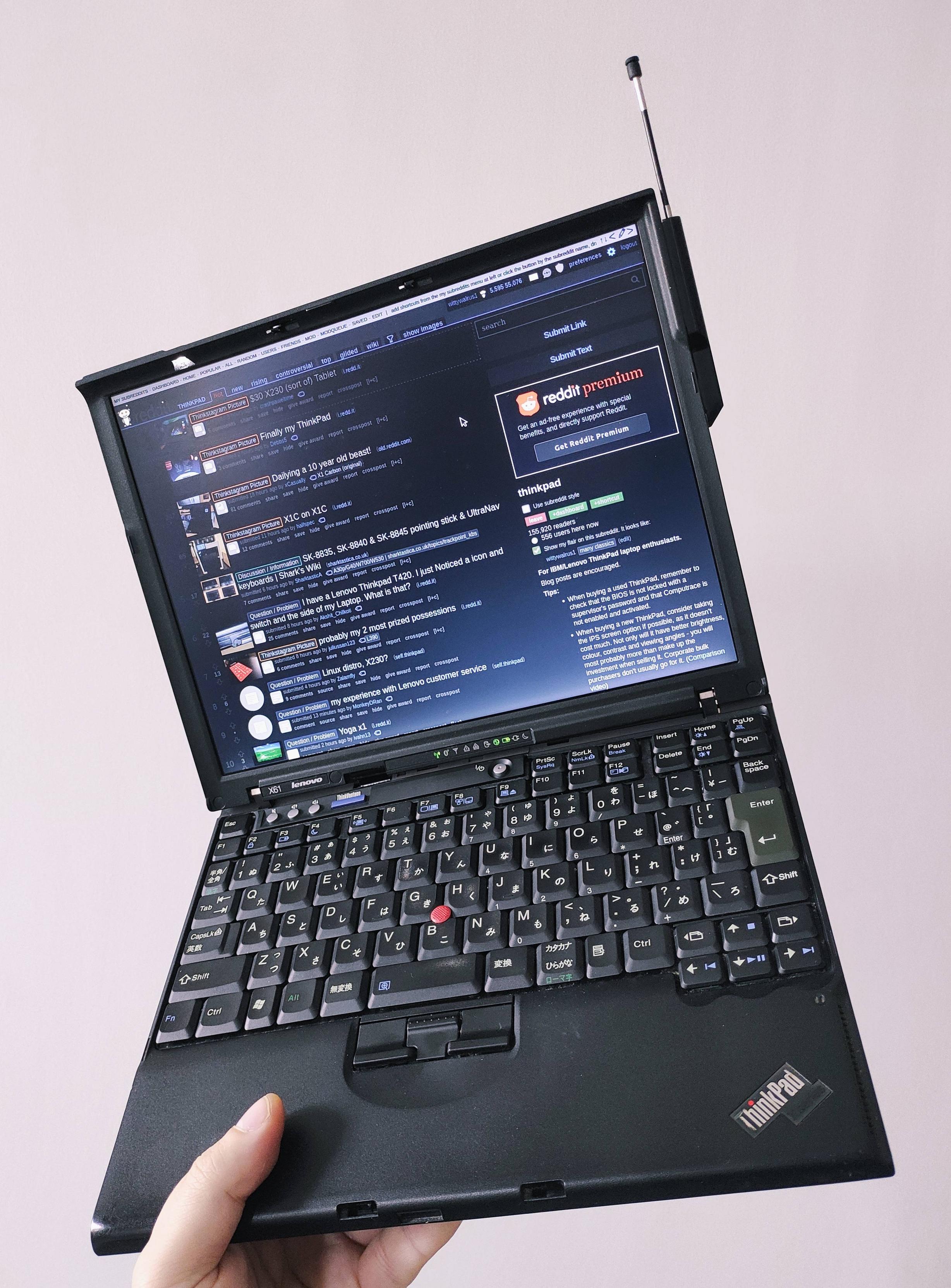 最近の買い物。アンテナと LED モッド付きの X61。29ドル : r/thinkpad