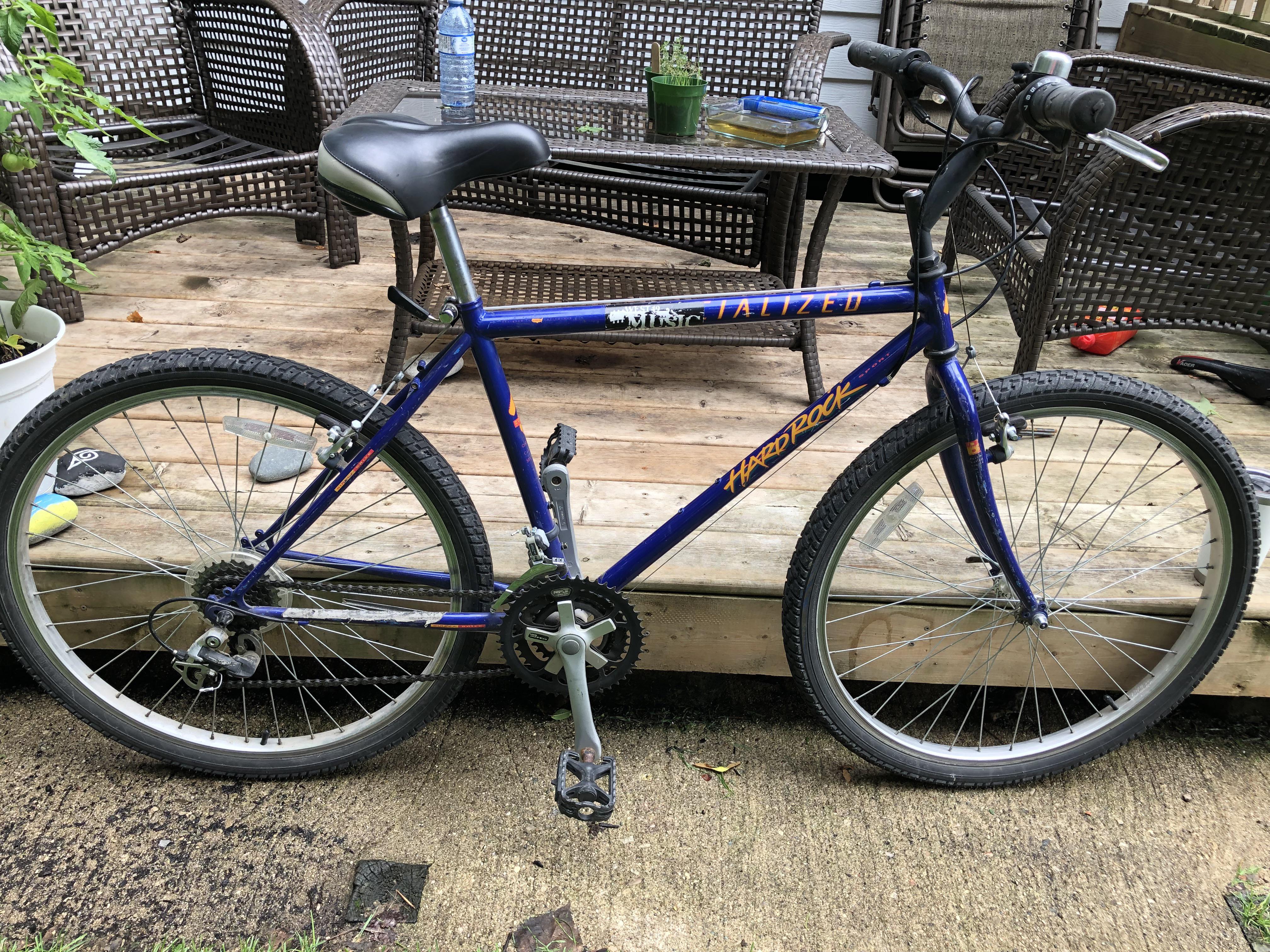 Specialized Hardrock Sport - what year. Components and colour say