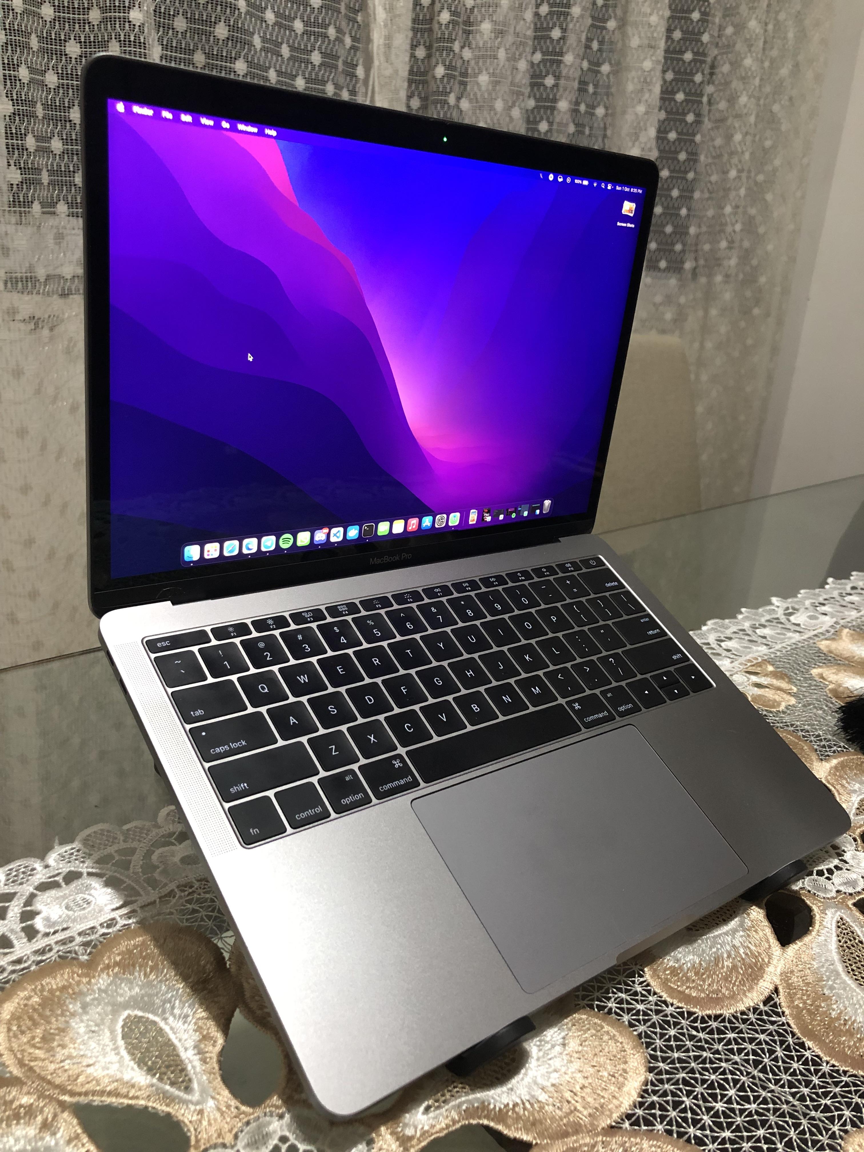 Does anyone have this 2017 i7 13 inch Macbook Pro? : r/macbookpro