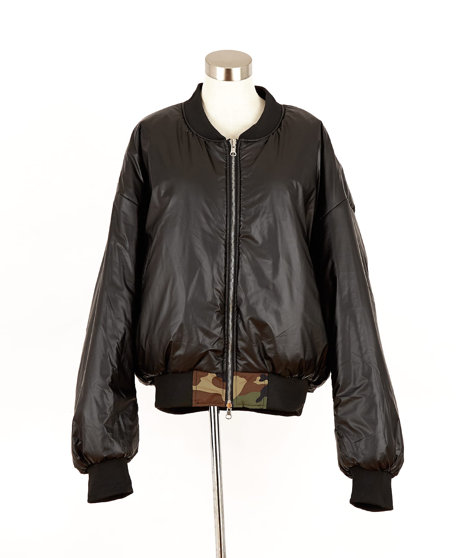 カモフラリバーシブル中綿ボンバージャケット / メンズ レディース