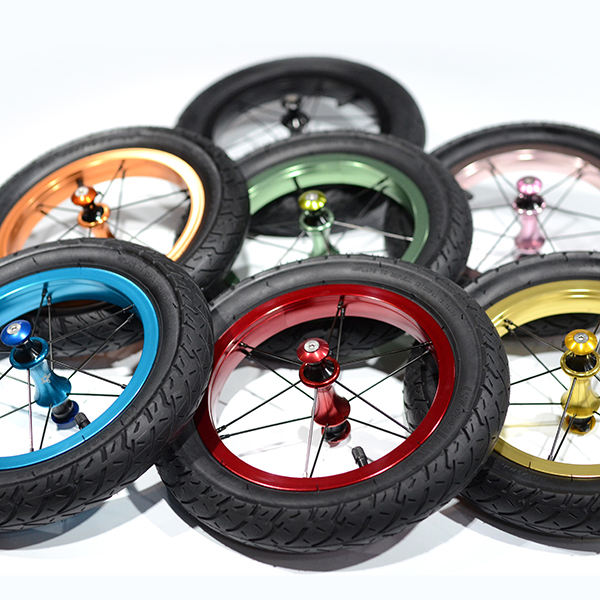 HEX-WHEEL＋タイヤセット - DADDYLAB