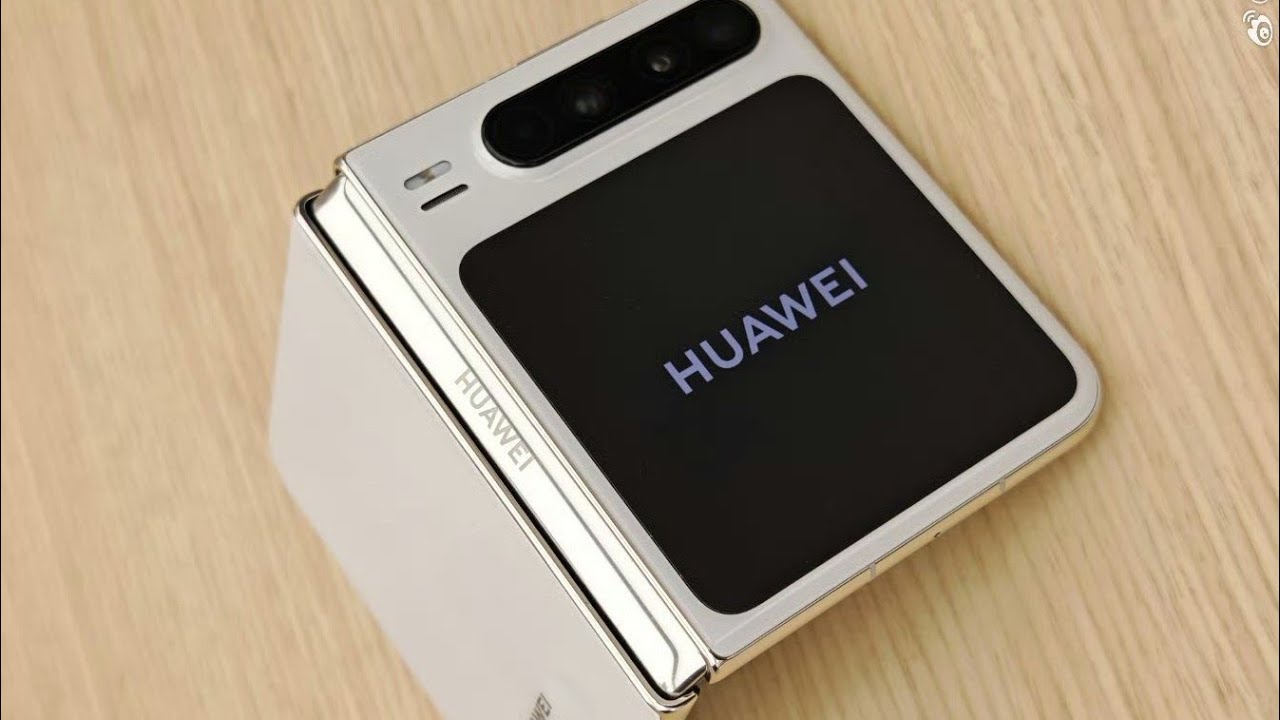 Huaweiが縦折りスマホ「Pura X」を発表、HarmonyOS 5を搭載した初の