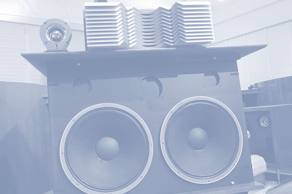 耳を疑う音の良さ JBLオリンパス Olympus ダブルウーファー&ゴールド