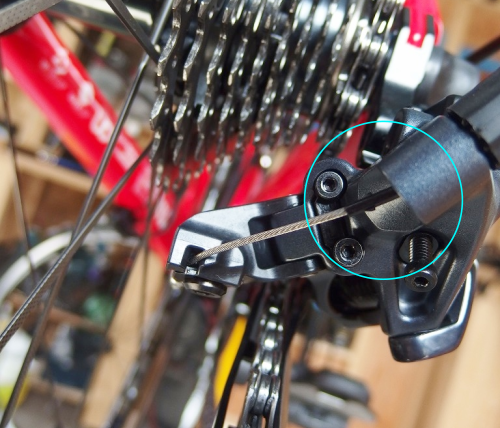 新型ULTEGRAリアディレイラー RD-R8000 調整方法・ポイントと動き : え