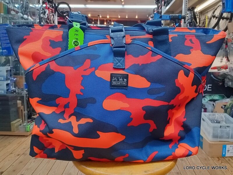 DPMプリント(カモフラージュプリント)のTote Bagは大容量で使い勝手