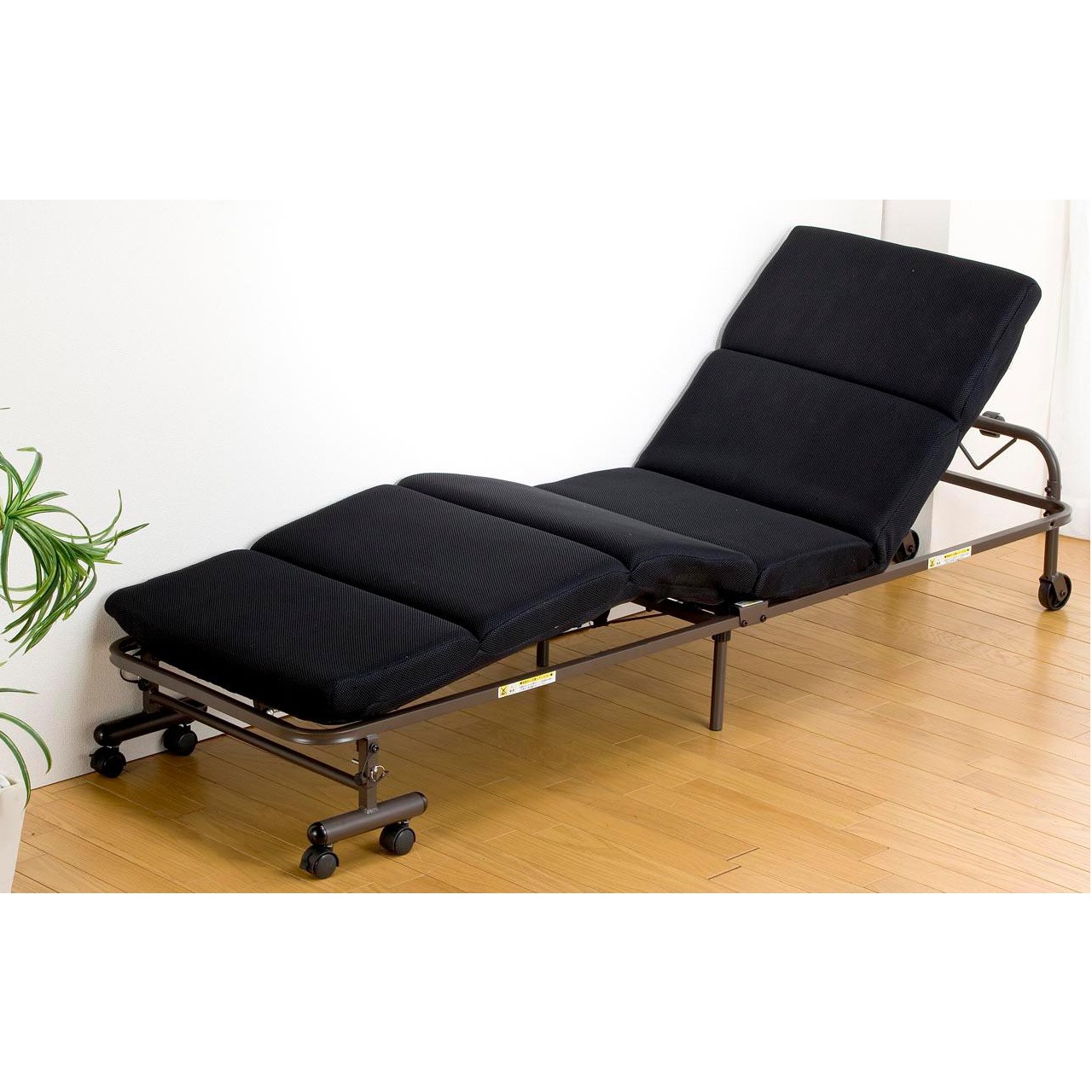 14段階リクライニング コンパクト もこもこ折りたたみベッド｜ベッド