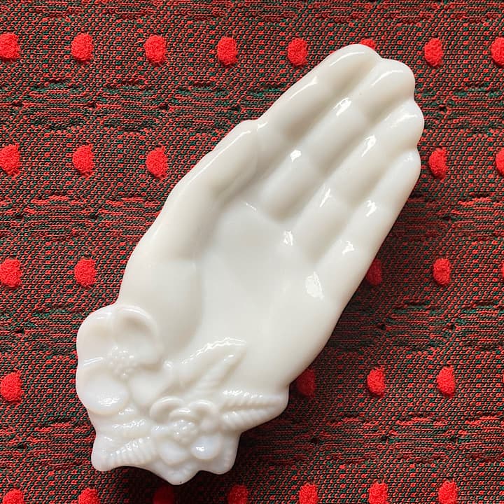 012『BIRD-IN-HAND』Avonミルクガラスハンドトレイ片手タイプ