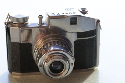 CMF Comet S – John's Cameras. A collection of interesting and old