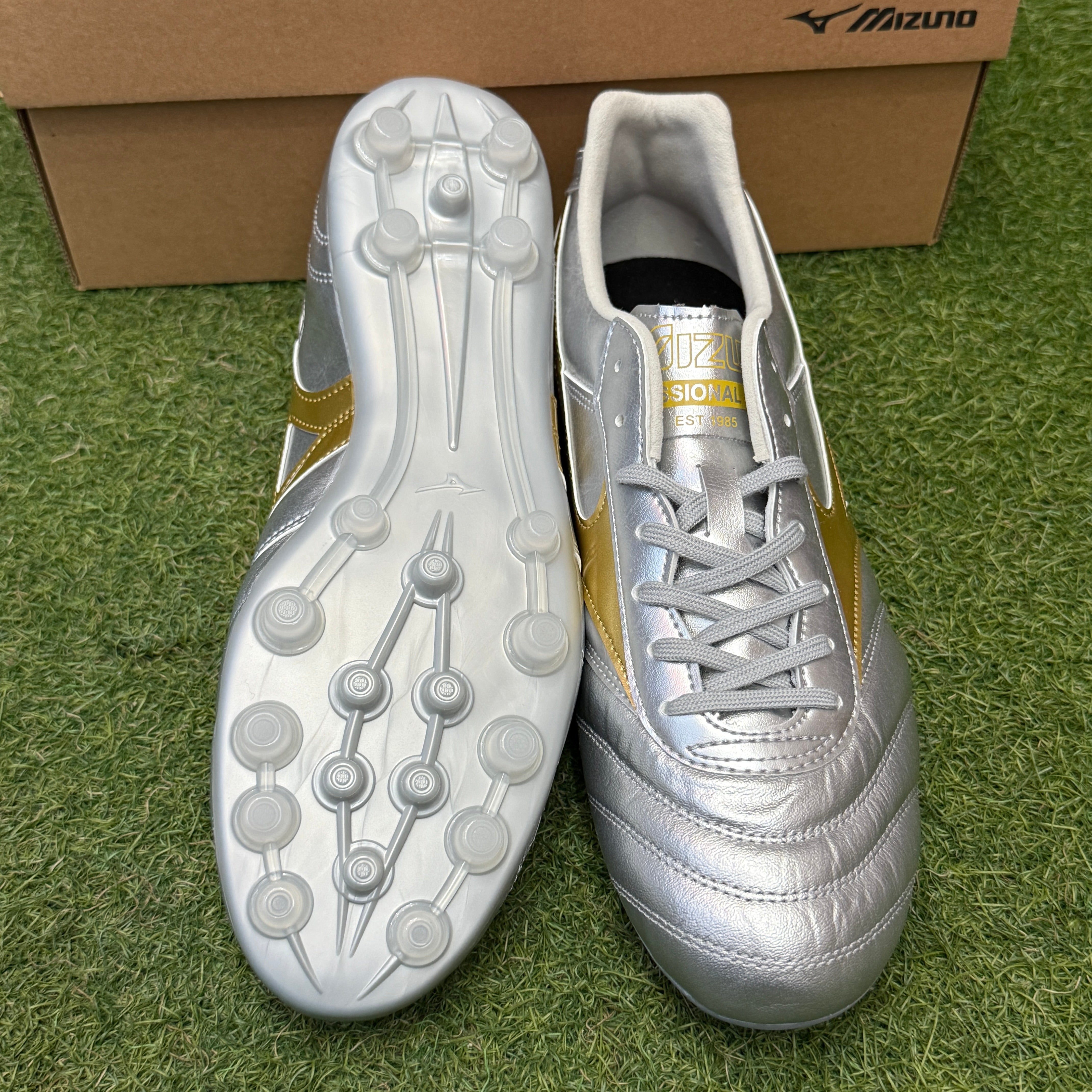 日本未発売 モレリア2 Pro AG P1GA231465 morelia 2 pro AG ピンク AG