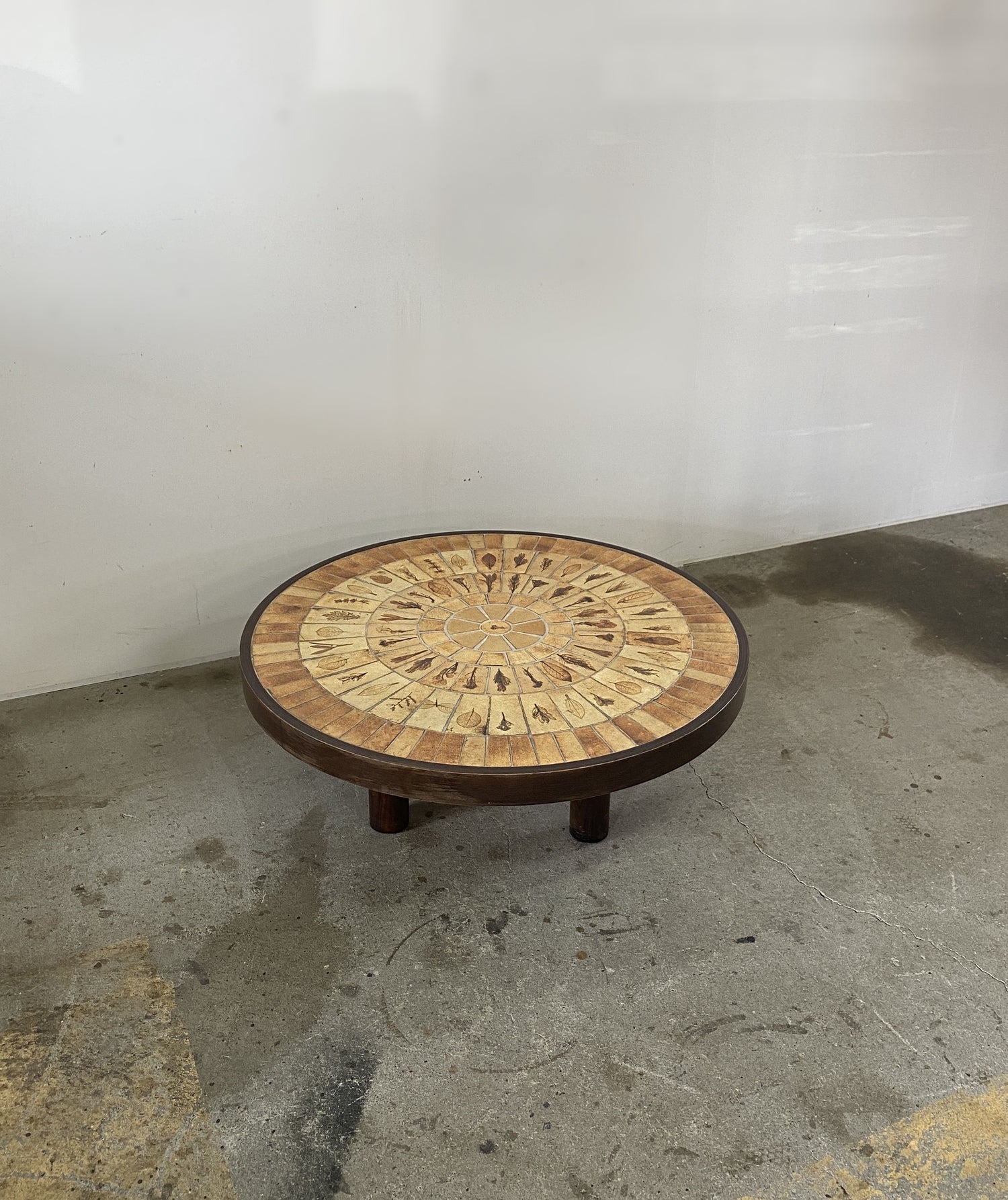 Roger Capron/Coffee Table – Round trip Antiques