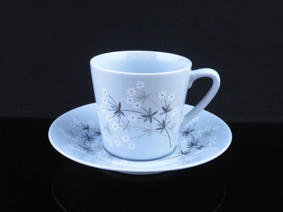 ARABIA/アラビアのシリーズ一覧 – 北欧ヴィンテージ食器【Scandistyle】