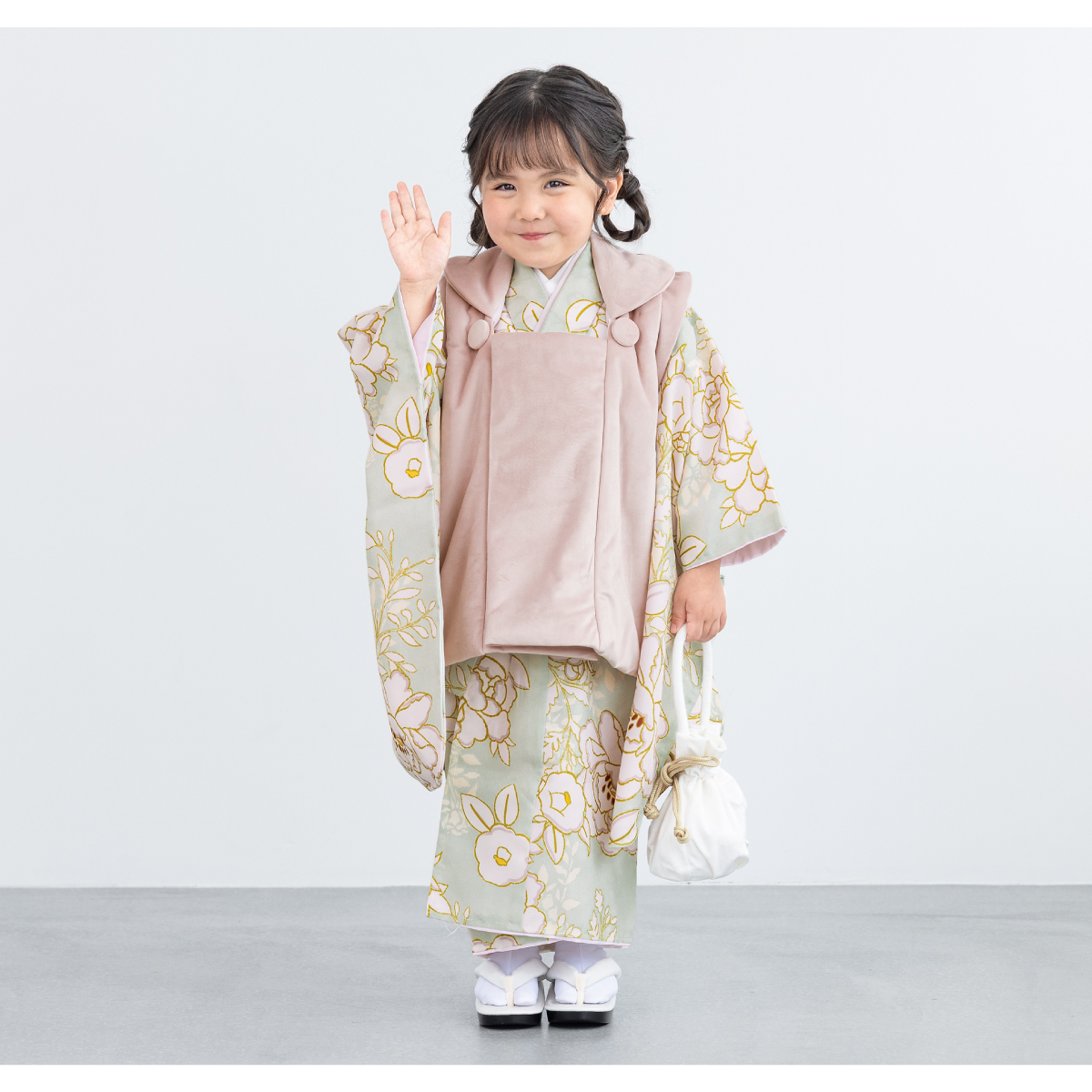 SOUBIEN（創美苑） 七五三 着物 3歳 レトロ 被布 2026新作 販売 女の子