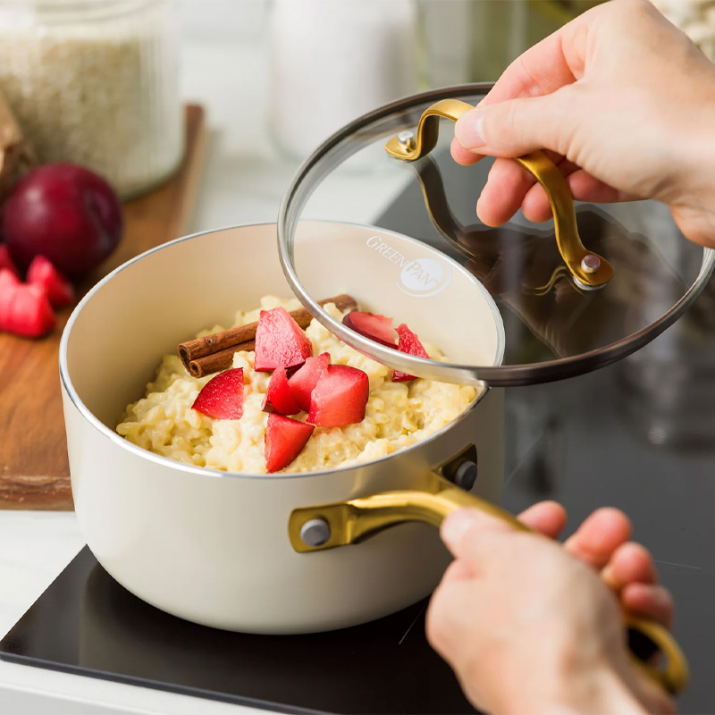 Studio（GREEN PAN） 特典付 ガス・IH対応 ストゥディオ ソースパン