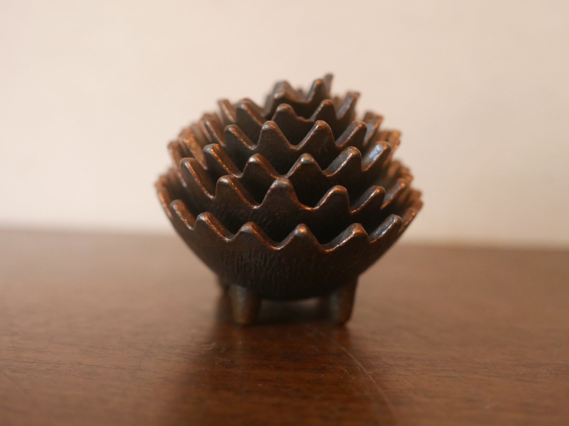 Walter Bosse ハリネズミの灰皿 リブロダクト品 ウォルター ボッセ