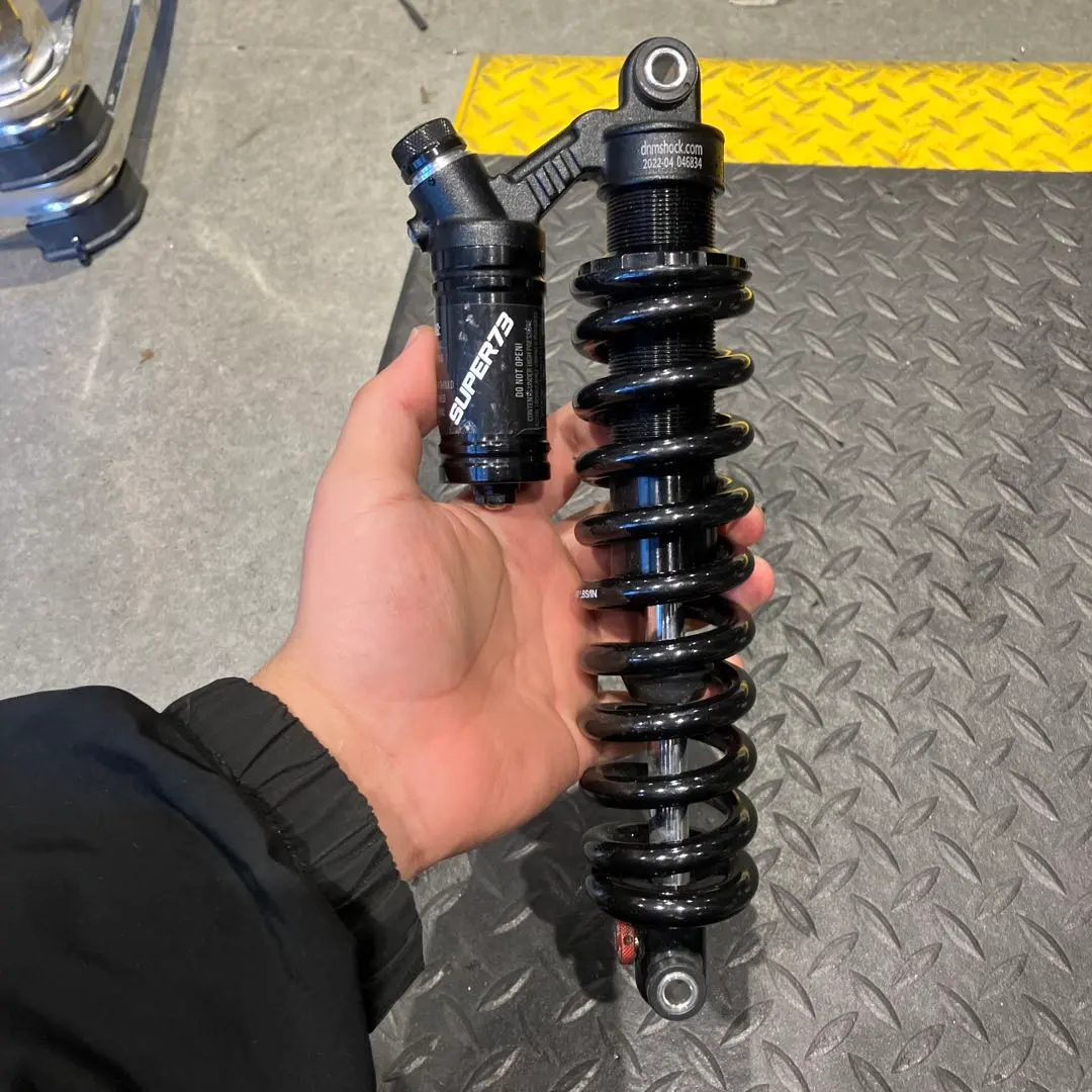 2026年最新】SUPER73 rxの人気アイテム - メルカリ