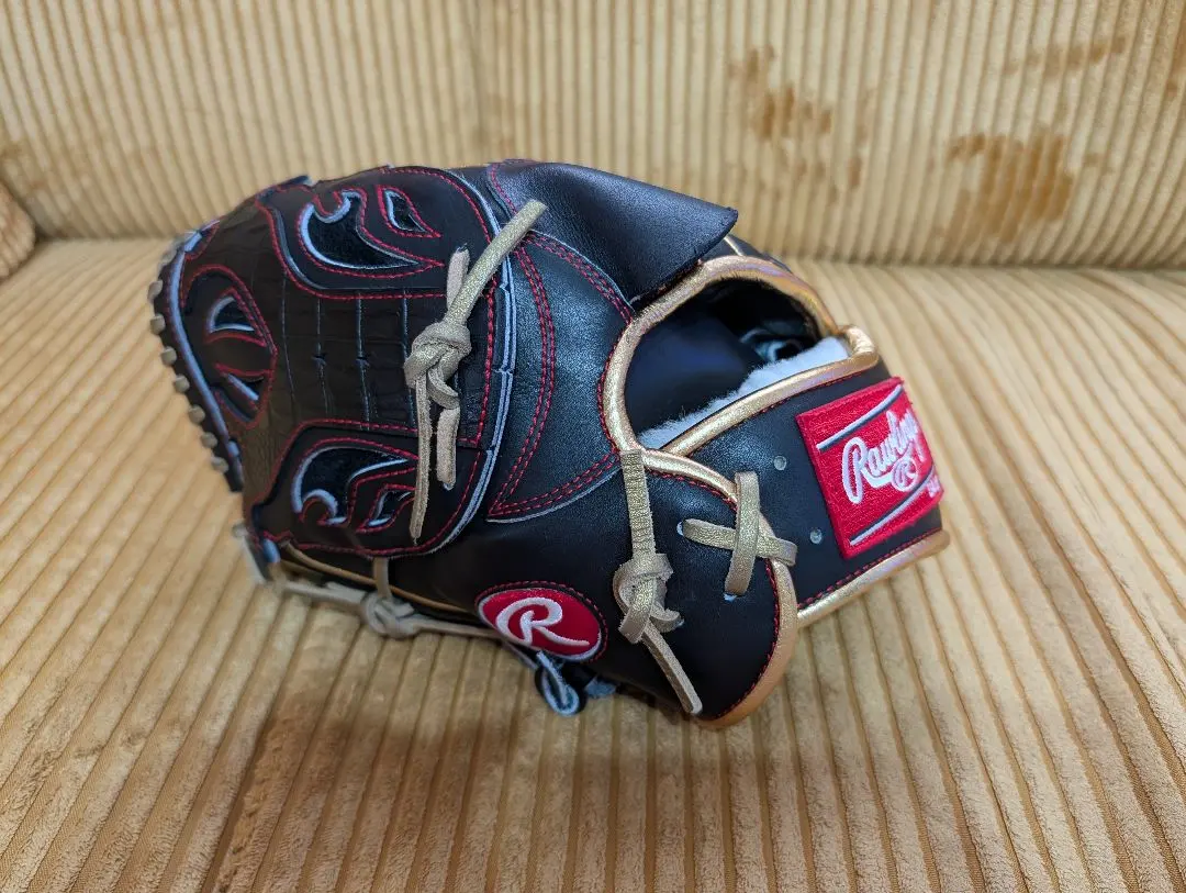 2026年最新】山崎康晃 グローブの人気アイテム - メルカリ