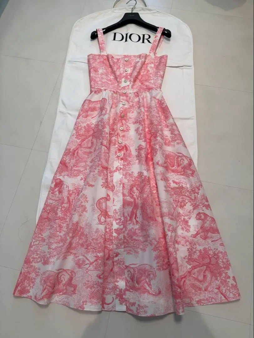 2026年最新】エプロン diorの人気アイテム - メルカリ