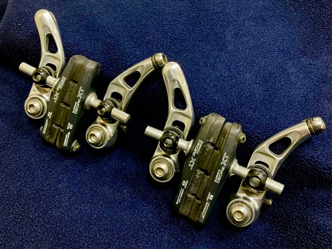 SHIMANO DEORE XT HB-M737、ARAYA RB-17 前後