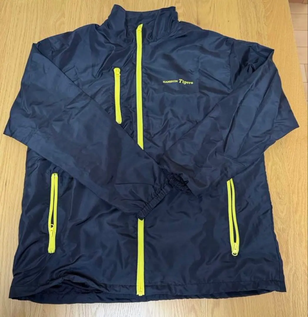2026年最新】阪神タイガース ウインドブレーカーの人気アイテム - メルカリ