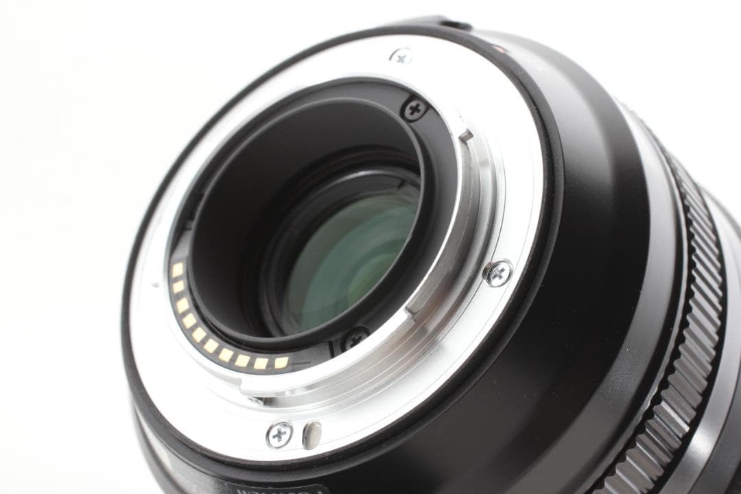 FUJIFILM 18-135mm F3.5-5.6 R LM OIS レンズ