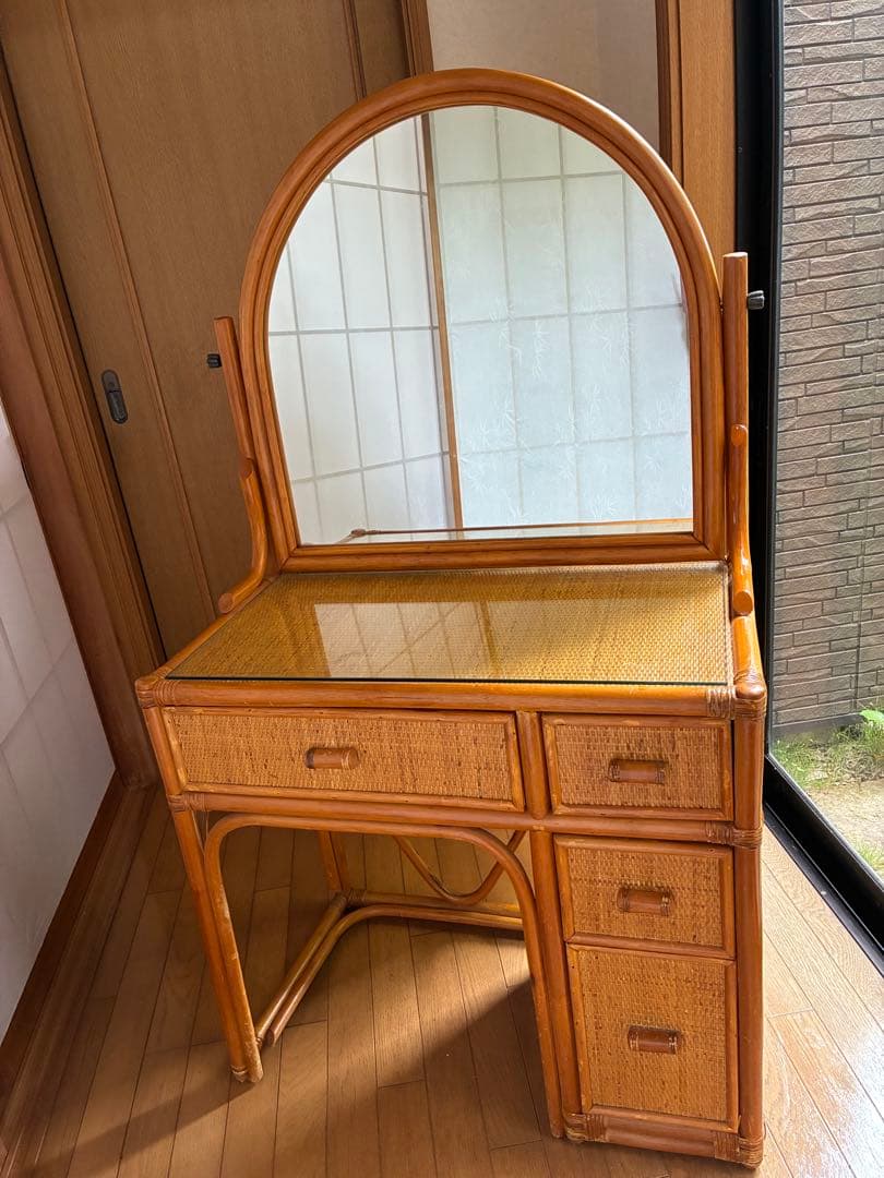 ラタンドレッサー　オシャレで上品 幅120cm」ドレッサー 化粧台 ラタン 収納付き 引き出し付き ナチュラル