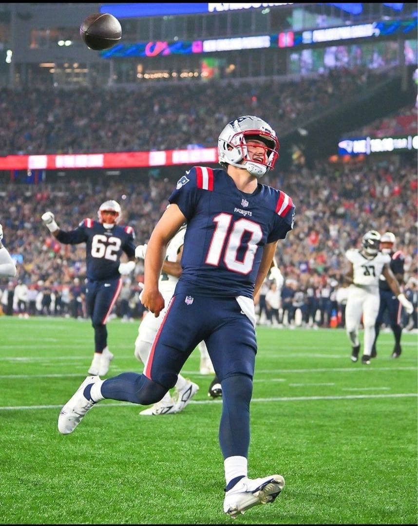 ニューイングランド•ペイトリオッツ　ドレイク•メイ　ユニフォーム　Ｌサイズ　新品 公式 Drake Maye [* | ユニフォーム、アパレル、およびコレクタブル