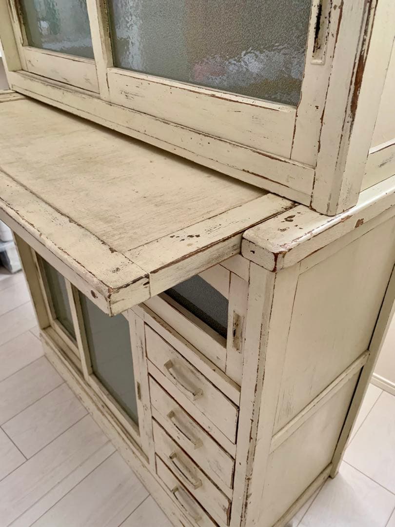 日本の古いアイボリーの水屋キャビネット 水屋 食器棚 アンティーク