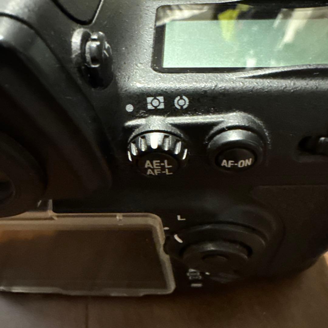 Nikon D700』 非常に良い状態 キズや汚れは無し 動作確認済み - メルカリ