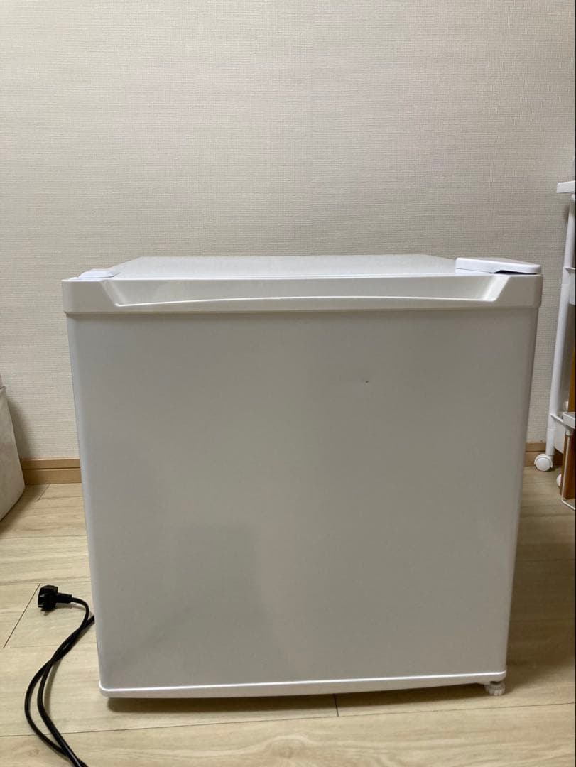 アイリスオーヤマ人気小型冷凍庫 アイリスオーヤマ 奥行スリム冷凍庫｜KUSN-7A-W｜[通販]ケーズデンキ