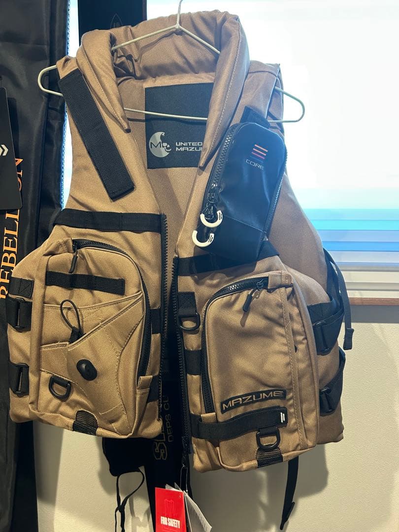 マズメ　ゲームベスト　ライフジャケット mazume MAZUME(マズメ) レッドムーンライフジャケット サーフ