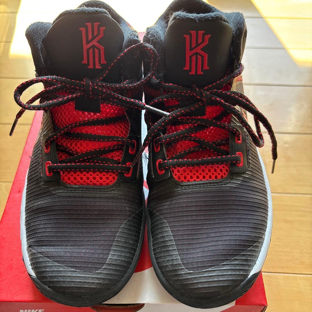 NIKE バスケットボールシューズ 黒/赤 23.5cm - メルカリ