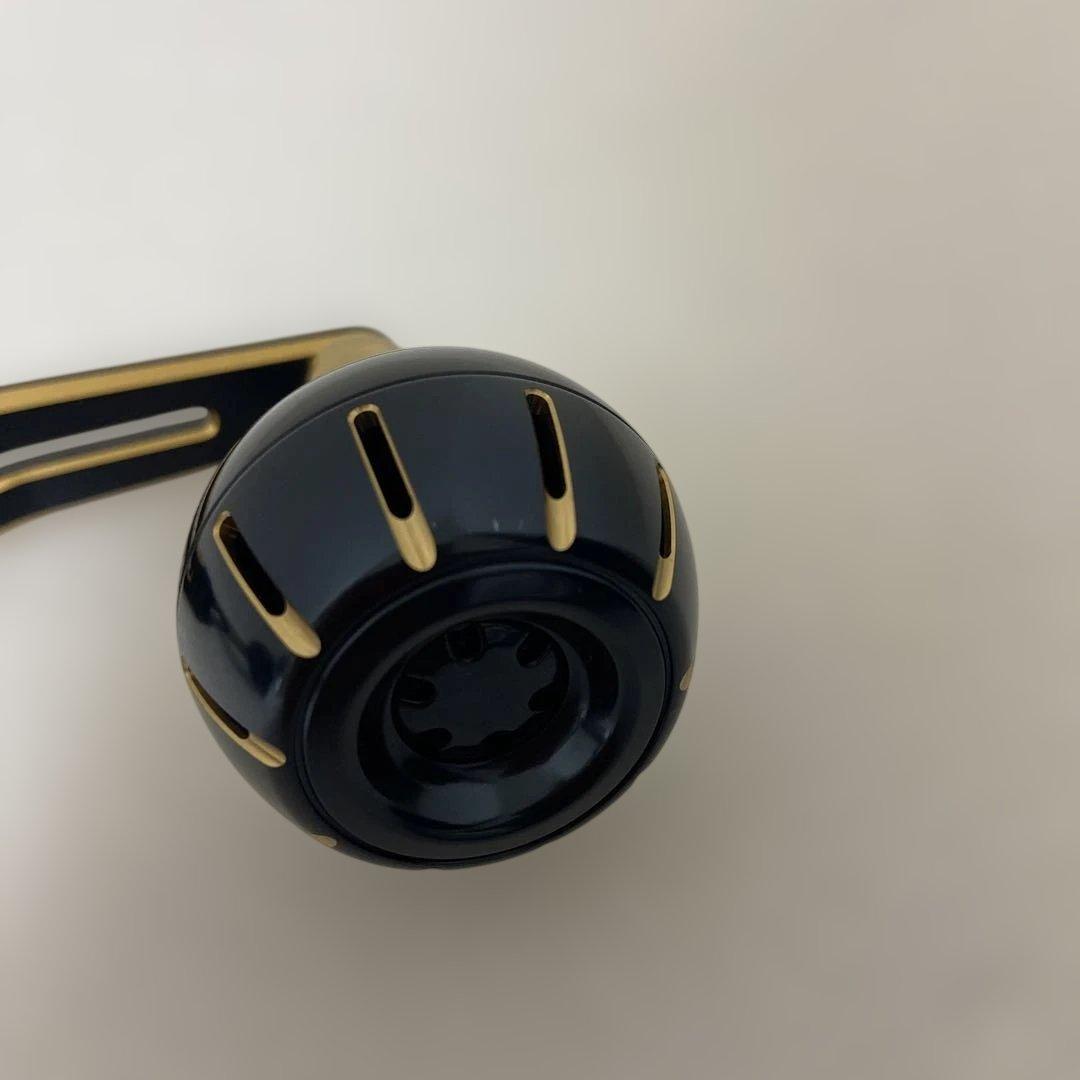 ダイワ ソルティガIC純正ハンドル 140mm - メルカリ