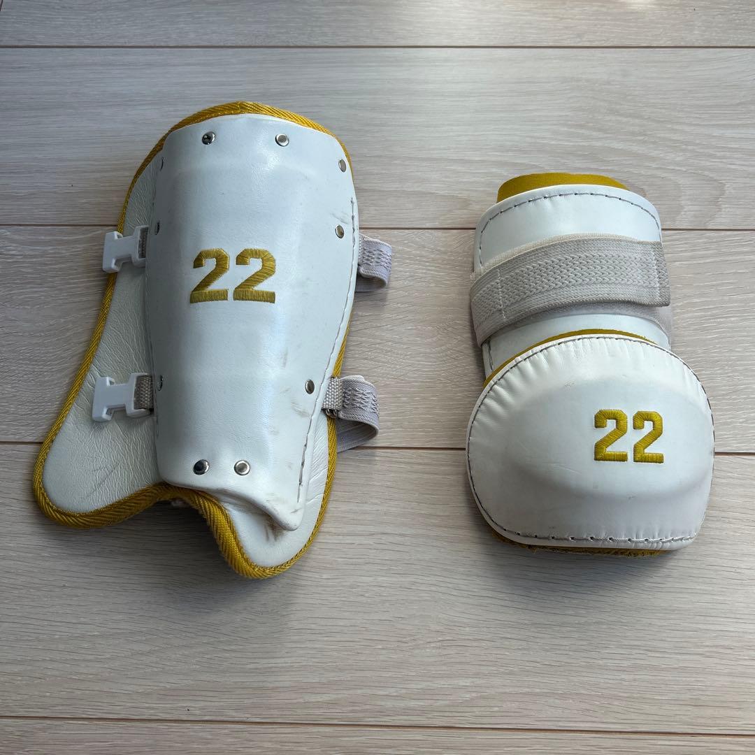 エルボーガード ホワイト 22サイズ ゼット（ZETT） エルボーガード メンズ レディース 打者用エルボー