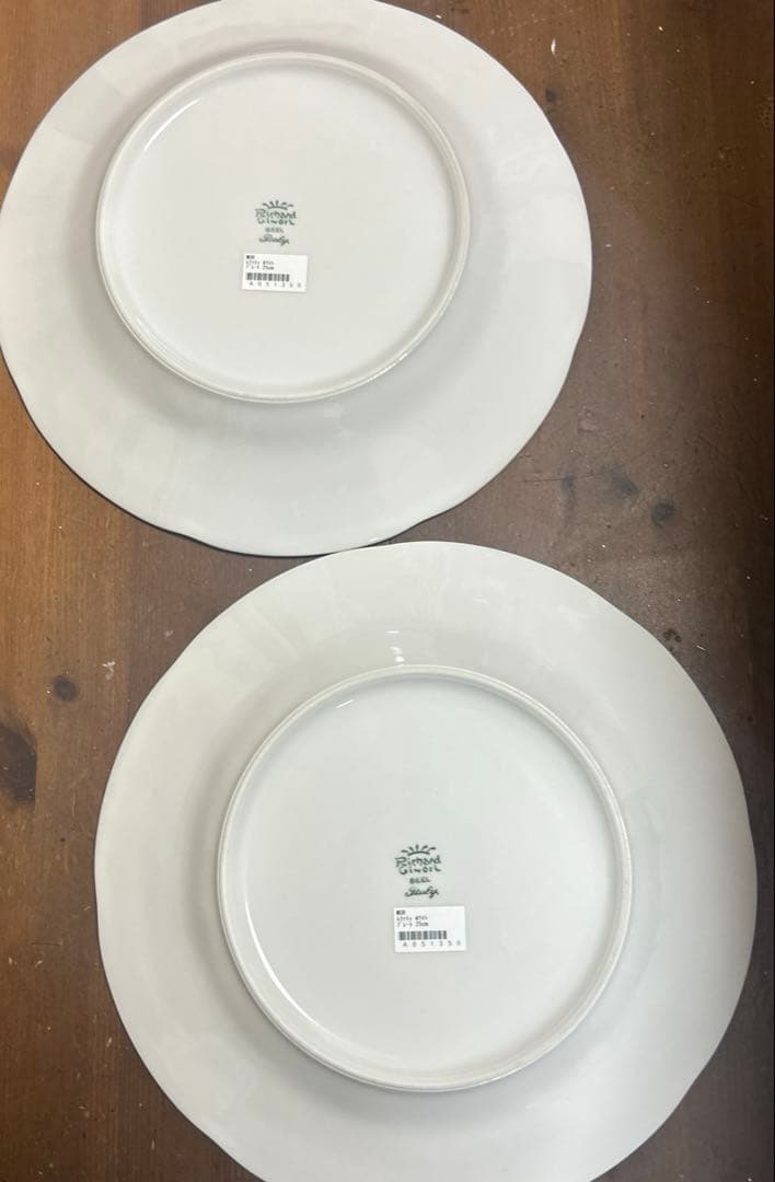 リチャードジノリ　ムラッティホワイト　プレート　25㎝　２枚 ジノリ1735／リチャード ジノリ（GINORI 1735／Richard Ginori