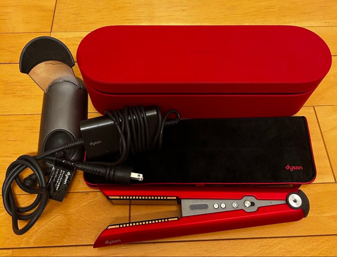 Dyson Corrale™ レッド／ブライトニッケル ヘアアイロン - メルカリ