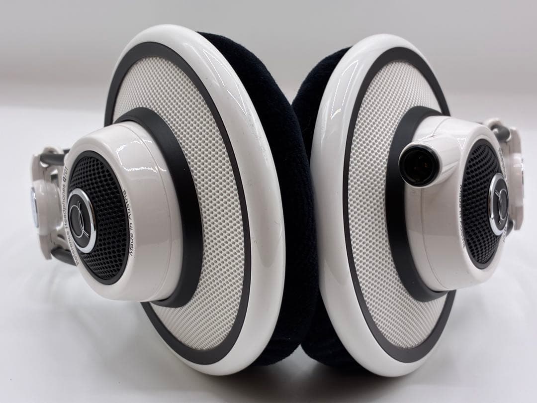 AKG Q701 ヘッドフォン ホワイト/ブラック 初期モデル オーストリア製