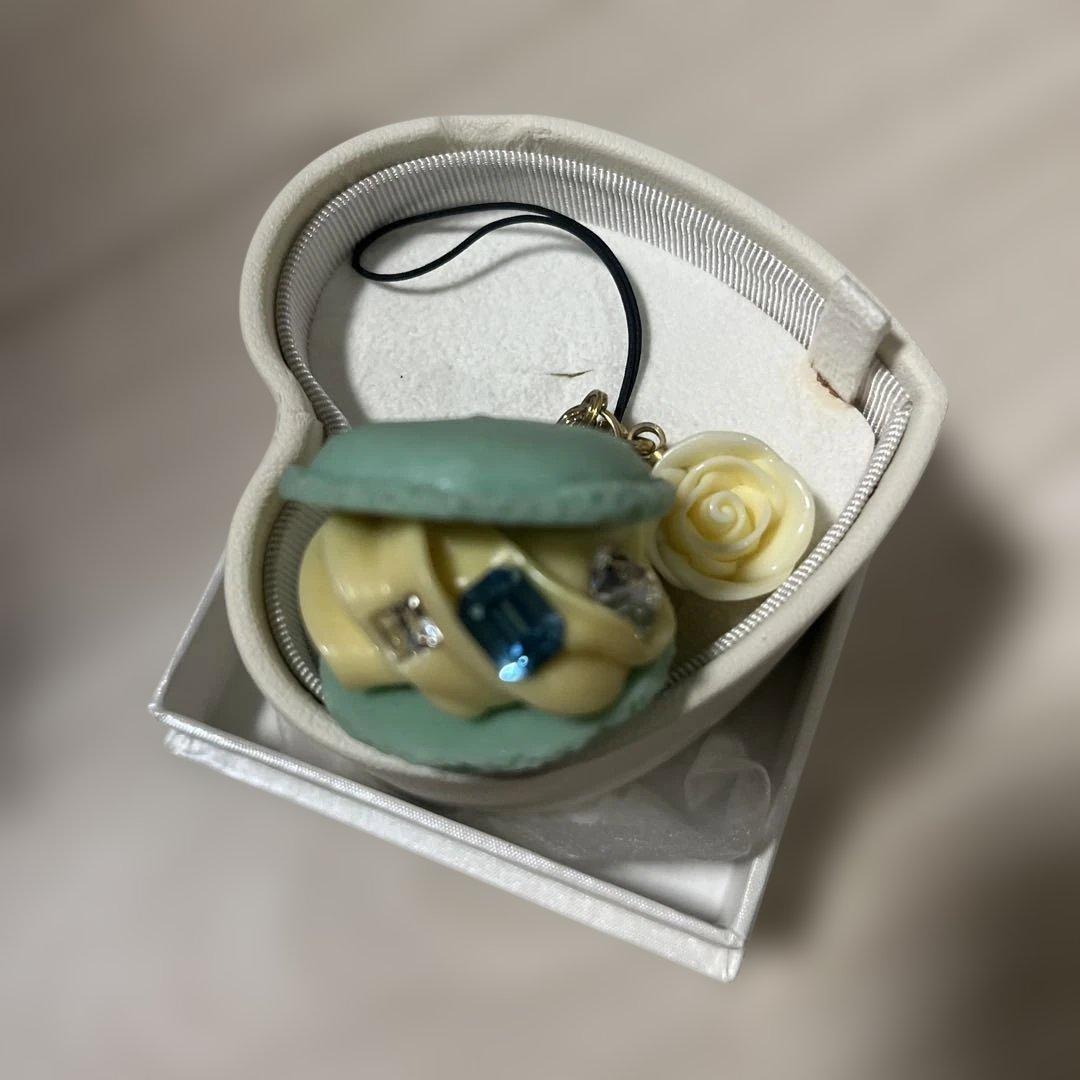 Q-pot. ブルーマカロン ストラップANA機内販売限定 キューポット