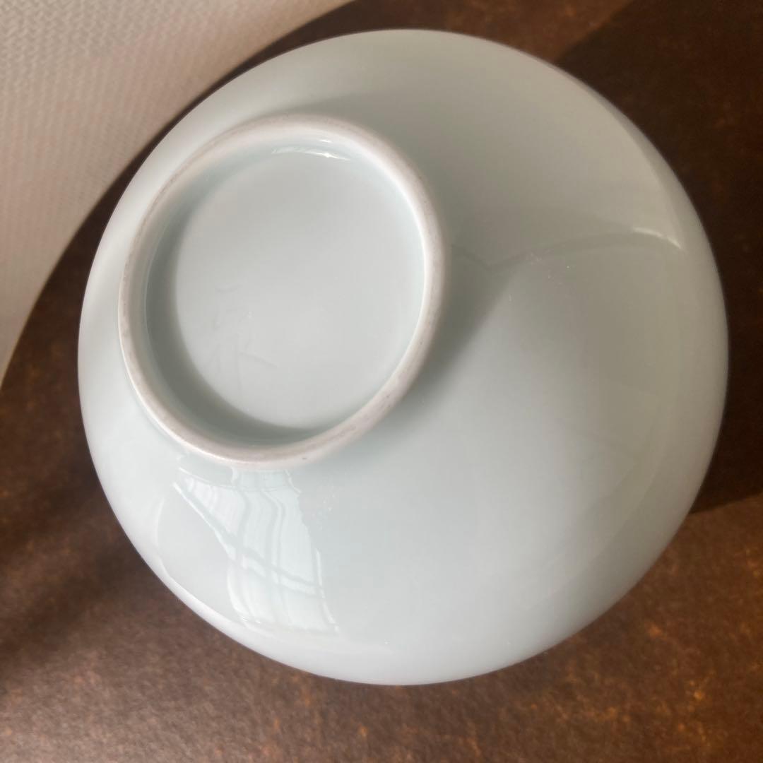 白磁花入 佳秀窯 西山正さんの作品 - メルカリ