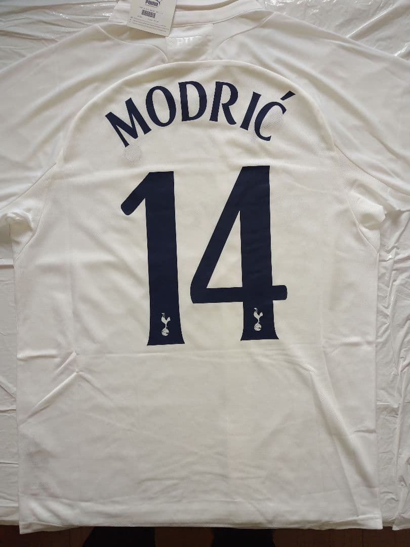 プーマトッテナム11/12カップ戦用 MODRIĆ 14 M サイズ 未使用品 プーマトッテナム11/12カップ戦用 MODRIĆ 14 M サイズ 未使用品 - メルカリ