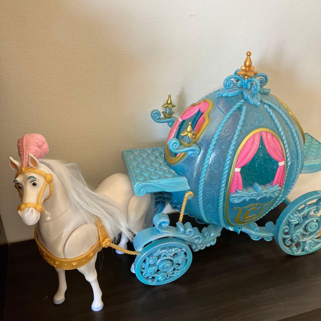 シンデレラ 馬車 ディズニーストア クラシックドール かぼちゃの馬車