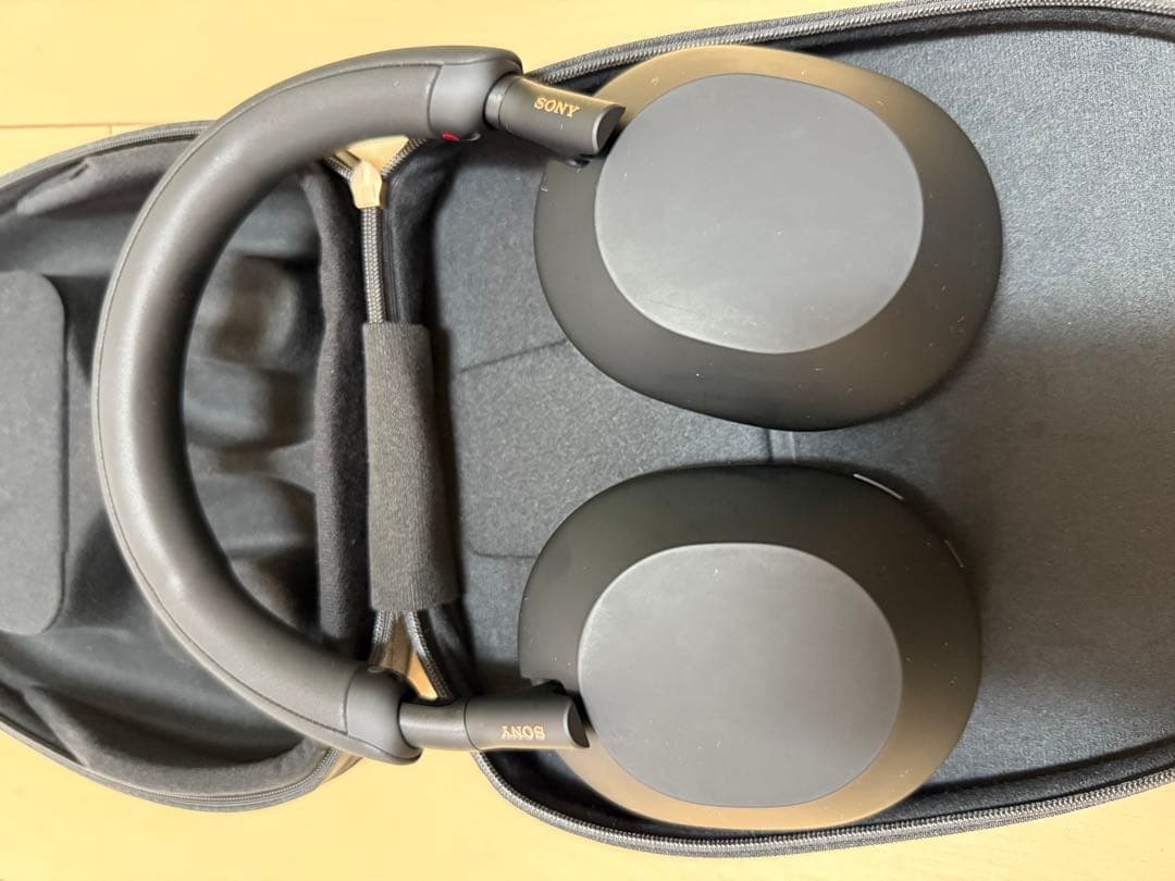 WH-1000XM5 ブラック　ソニー製 Amazon.co.jp: ソニー(SONY) ワイヤレスノイズキャンセリングステレオ