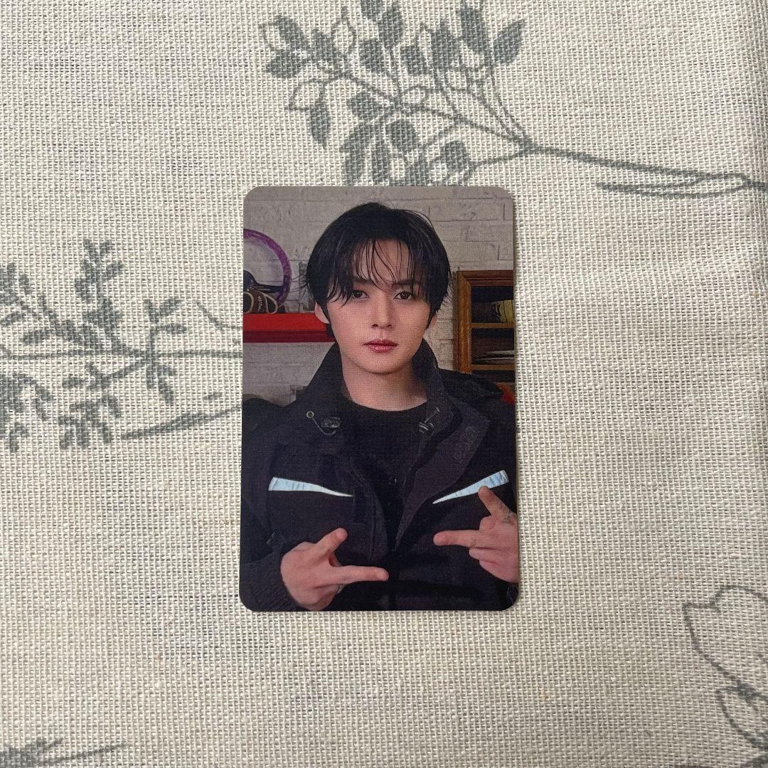 リノ Straykids 展示会 CD 購入特典 トレカ EXHIBITION - メルカリ