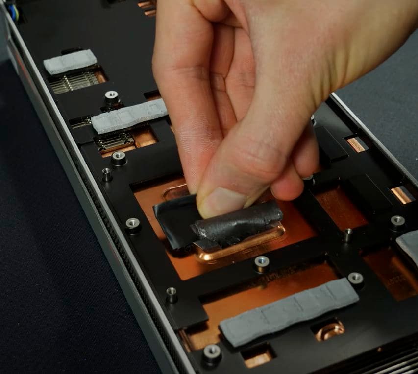 美品】Radeon Vll macOS対応 液体金属チューニングMacPro - メルカリ