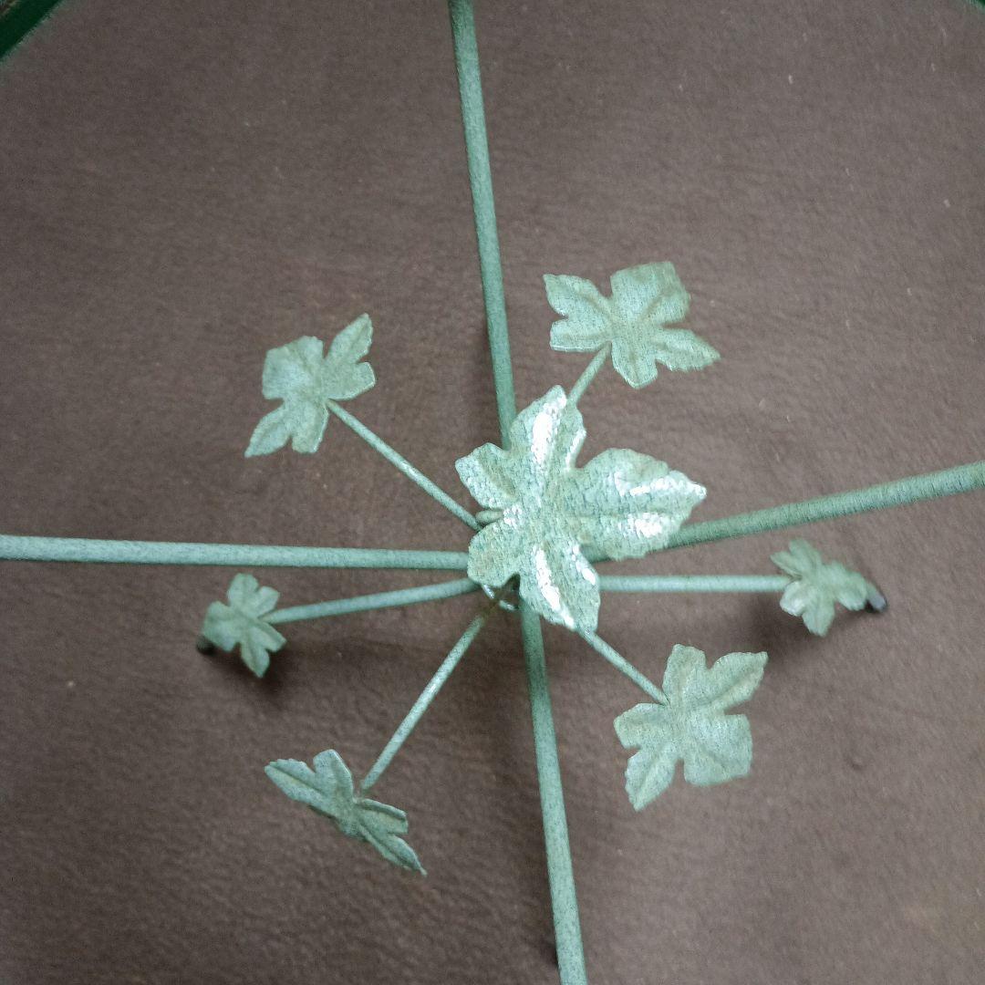 八角形 ガラスアイアンテーブル 葉モチーフ 中古品 - メルカリ