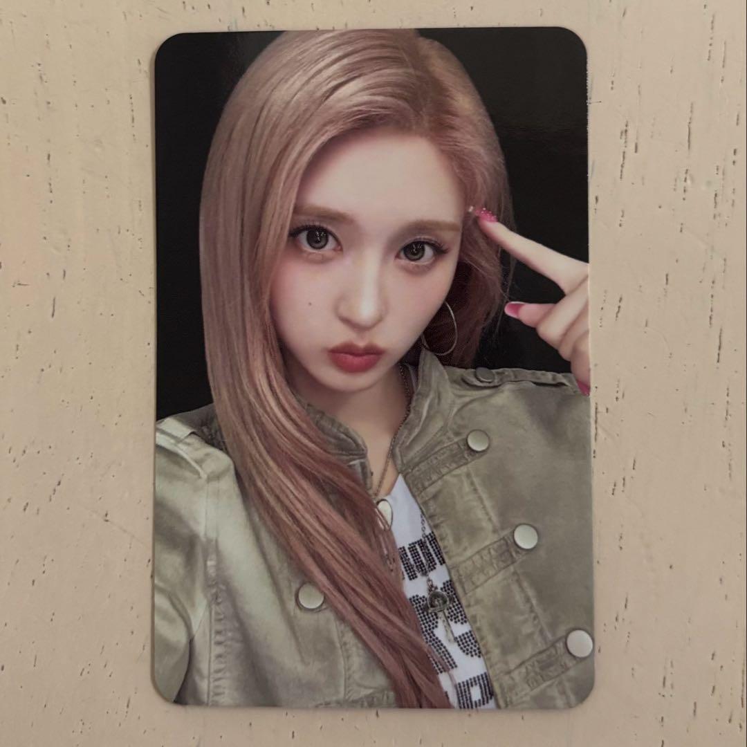 IVE REVIVE+ DIGIPACK STARSHIP特典トレカ ガウル - メルカリ