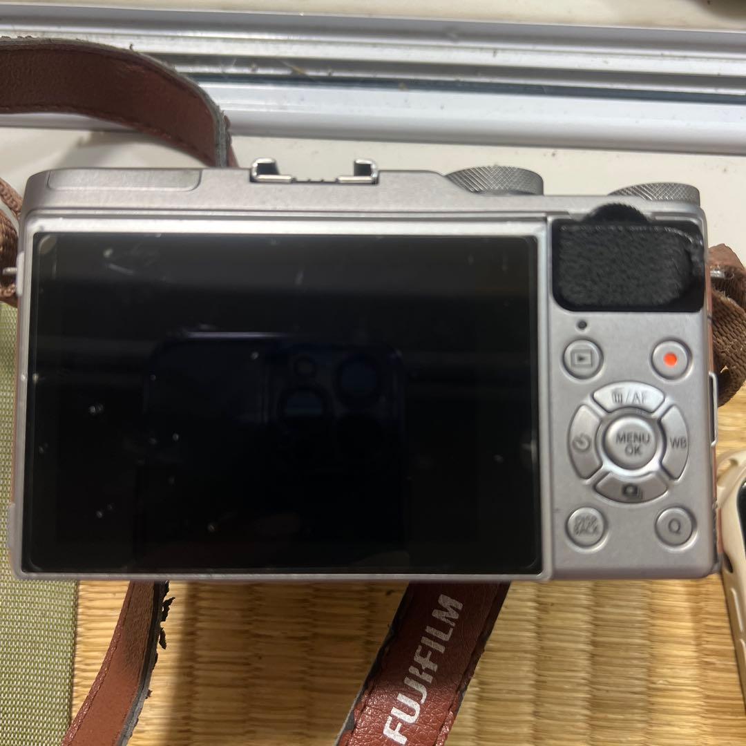 Fujifilm X-A5は、15-45mmレンズ付き【ジャンク】 - メルカリ
