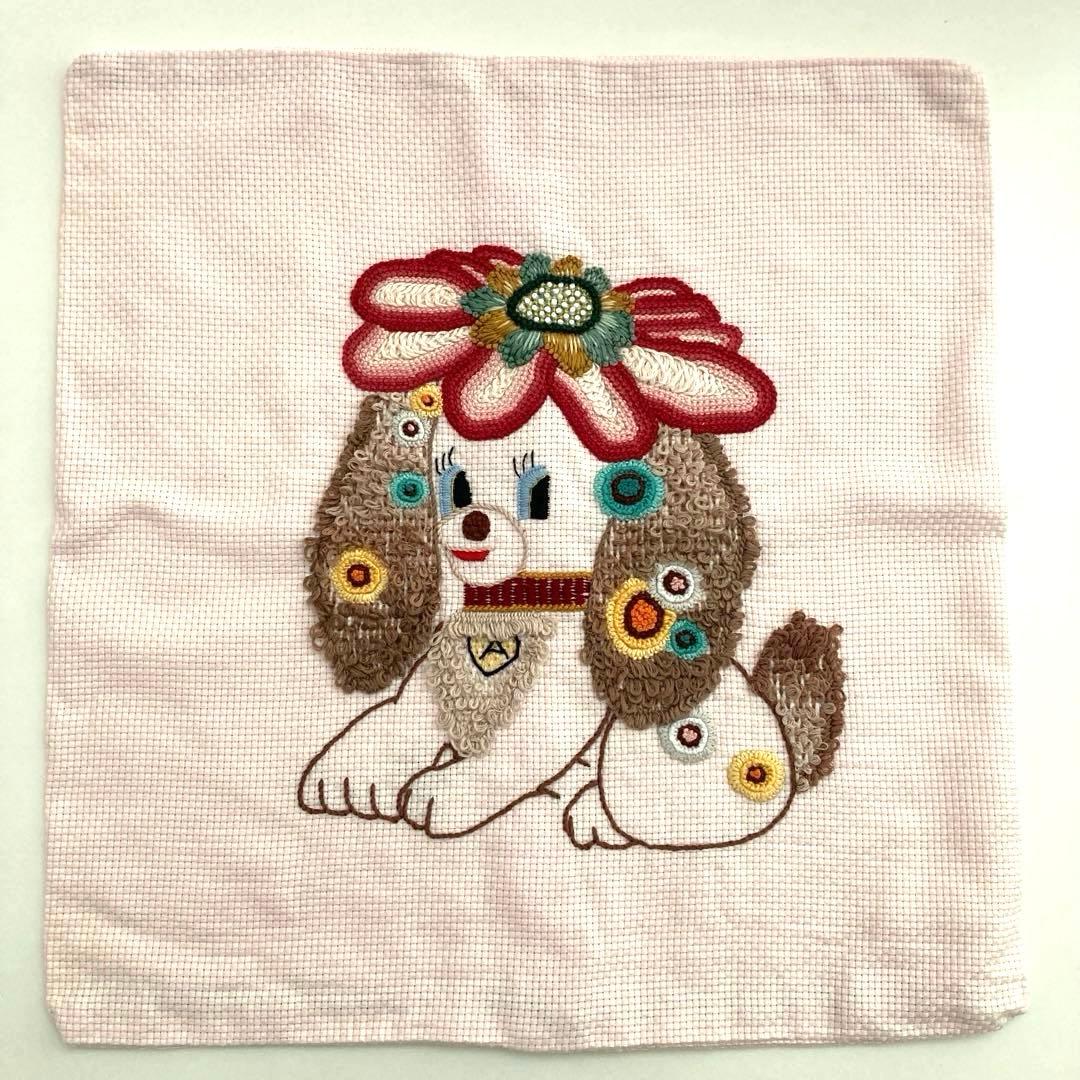 クッションカバー 2枚 手刺しゅう 昭和 レトロ デザイン ピンク 戸塚刺繍